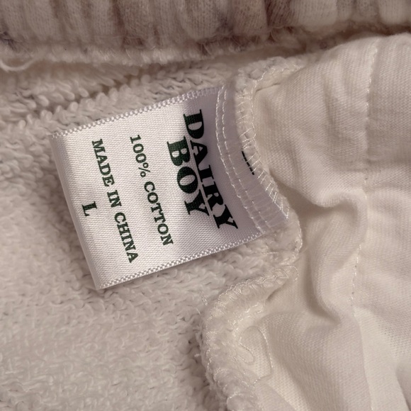 Dairy Boy Women's camo Shorts - White and Pink - Picture 7 of 7